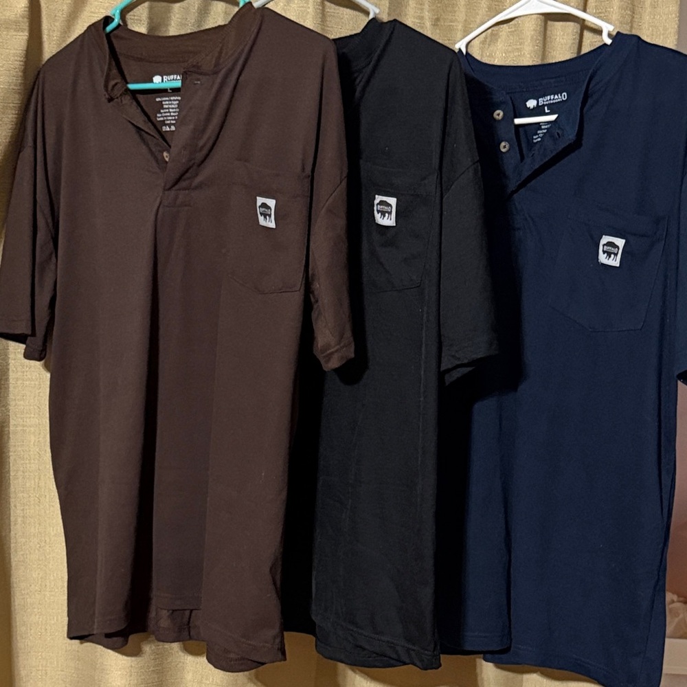 Men’s Buffalo Outdoors Shirts with pocket Size Large